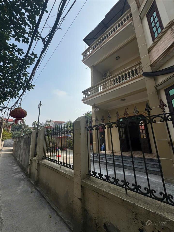 Chinh chủ ban 
42 m 
sát chợ đan nhiễm , khảnh hà