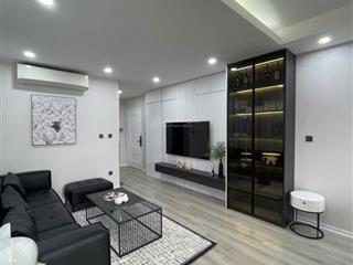 Bán nhà 3 tầng  sẵn sổ  giá nhỉnh nhẹ 9 tỷ  ô tô chạy vòng quanh   0977 699 ***