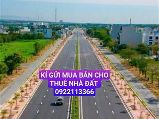 Bán lô góc mặt tiền đường số 3 đối diện công viên, liền kề đường song hành ql.50.  0922 113 ***