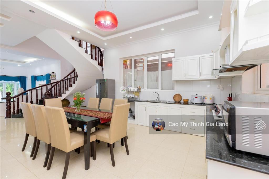 Bán biệt thự view biển bãi dâu  ngay gần cầu cần giờ  ngang 12m  đã hoàn công  sở hữu lâu dài