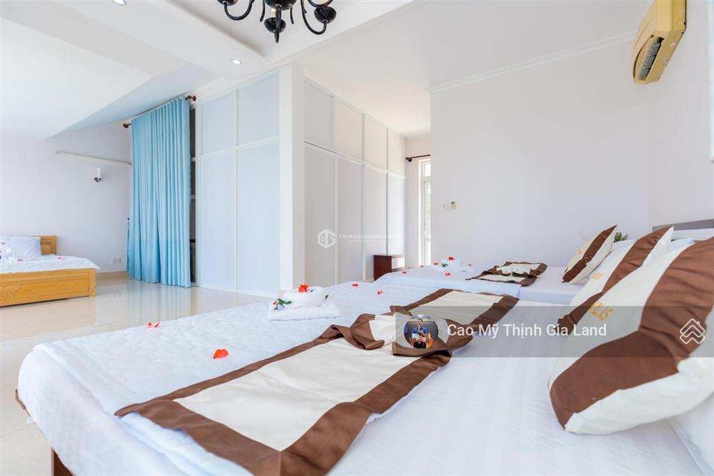 Bán biệt thự view biển bãi dâu  ngay gần cầu cần giờ  ngang 12m  đã hoàn công  sở hữu lâu dài