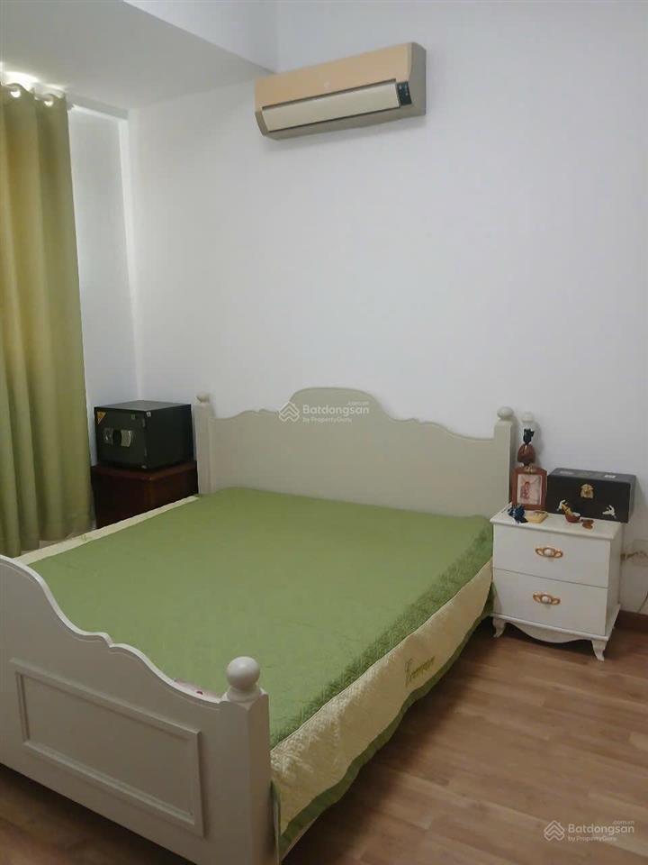 Căn hộ v star phú thuận quận 7 118m2  3 phòng ngủ  2 wc. căn góc. giá 5,1tỷ.  0901 311 ***