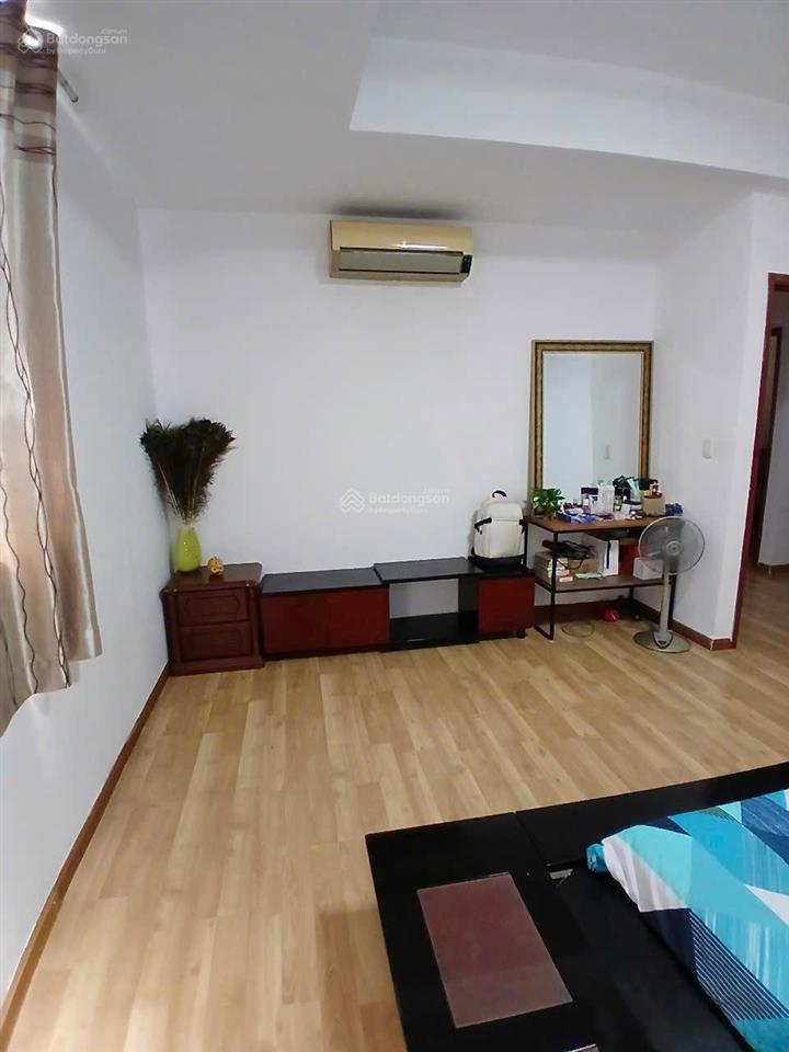 Căn hộ v star phú thuận quận 7 118m2  3 phòng ngủ  2 wc. căn góc. giá 5,1tỷ.  0901 311 ***