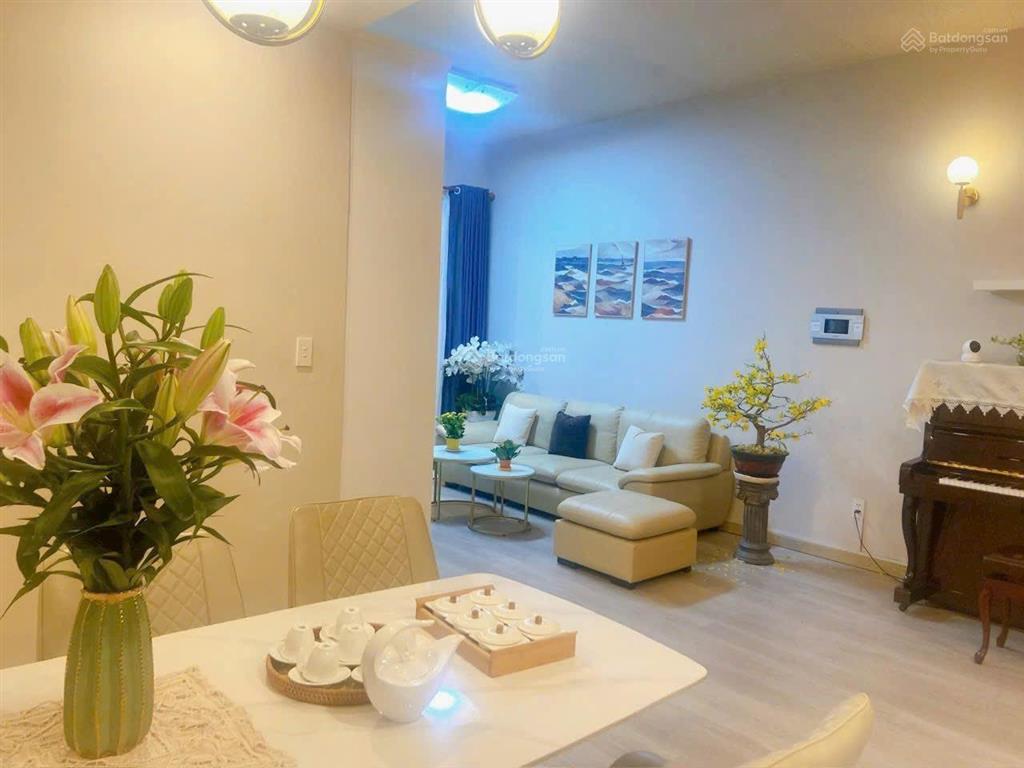 Bán căn hộ vstar, phú thuận, quận 7, giá 4,6 tỷ, 97m2  2pn  2wc. nhà full nt .  0923 137 ***