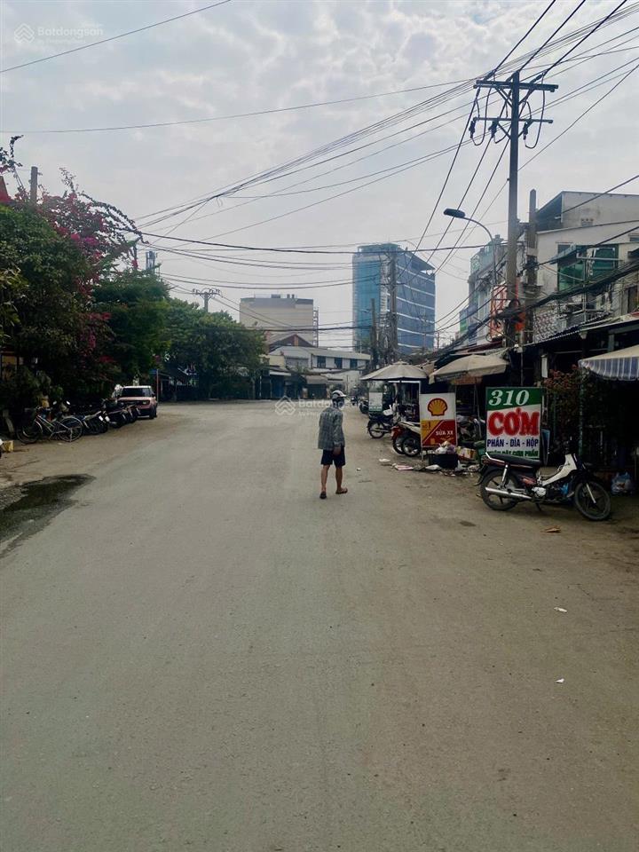 Bán nhà sổ riêng. hẻm 39 lưu trọng lư. 1 trệt + 1 lầu. 2pn + 2wc. giá 3,990 tỷ.  0901 311 ***