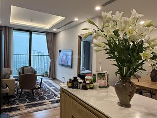 Cần bán nhanh căn góc 0808a 3pn view golf , hồ thiên nga giá chỉ 10.200 bao phí