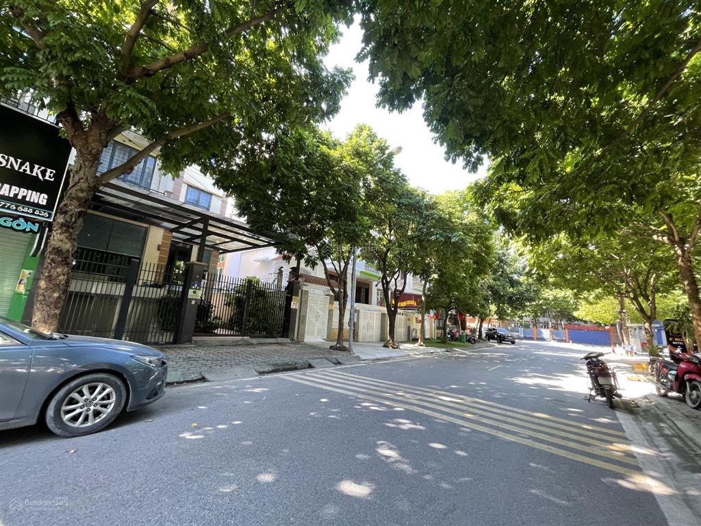 Bán rất gấp giá bất chấp  bt phố thiên hiền mỹ đình 140m2 mt 10m 4 tầng ở& kinh doanh nhỉnh 40 tỷ