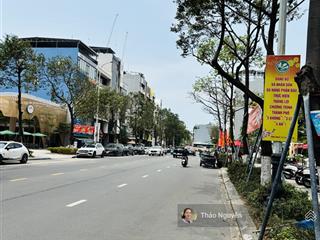 Siêu phẩm 700m 2 mặt tiền trần hưng đạo vị trí kim cương view sông hàn cầu tình yêu