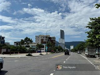 Duy nhất lô đất biển 1000m2 xây dựng cao tầng view trực diện biển mỹ khê giá đầu tư chỉ 150tr/m2
