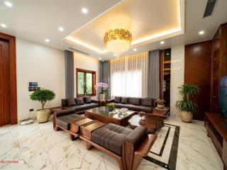 Bán gấp mặt phố ngũ xã giá 42 tỷ, 65m2x7 tầng, view hồ, kinh doanh đắc địa