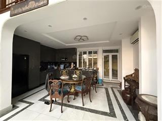 Chính chủ bán gấp nhà thịnh hào giá 32 tỷ, 90mx6 tầng, full nội thất