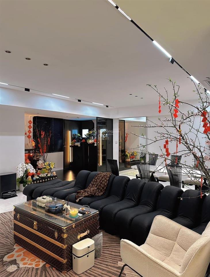 Cần bán căn hộ 3 ngủ góc 110m2 tại imperia sky garden giá 10tỷ5 bao phí đầy đủ đồ như hình