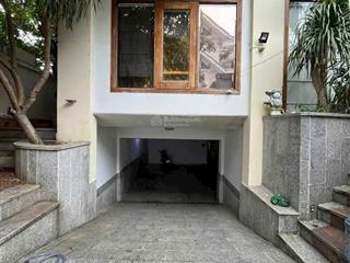 Biệt thự full nội thất cao cấp tại kdc ven sông