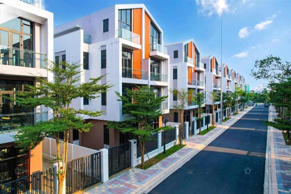 Độc nhất căn hoa hậu biệt thự biển vinhomes ocean park 3 dtx 332m2 chỉ 14,5 tỷ miễn phí dv 10 năm