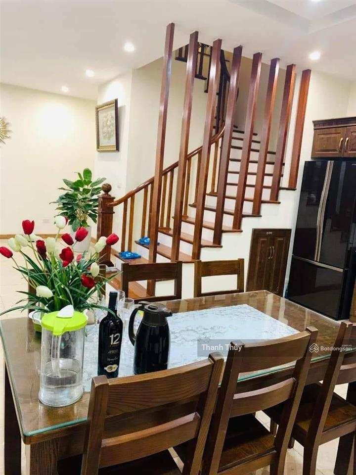 Giảm 1 tỷ  bán gấp bt kđt định công  150m2 x mt 10m  sân vườn tứ phía, nhà đẹp ở ngay