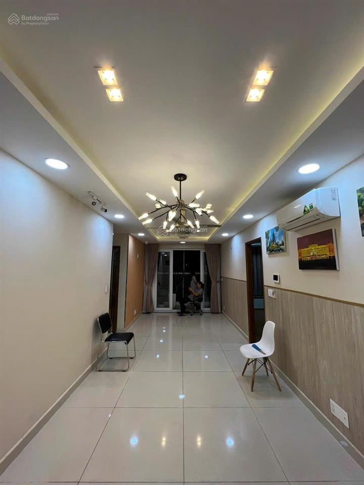 Bán nhanh căn hộ 3pn129m2 sky center  giá tốt 9.6 tỷ