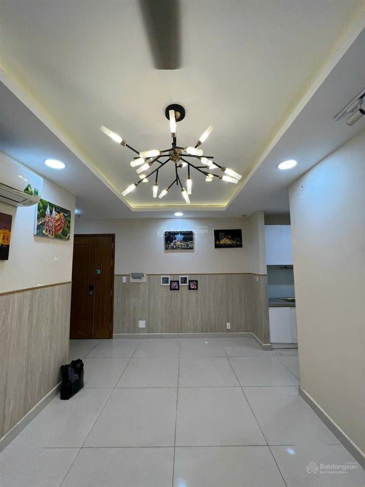 Bán nhanh căn hộ 3pn129m2 sky center  giá tốt 9.6 tỷ