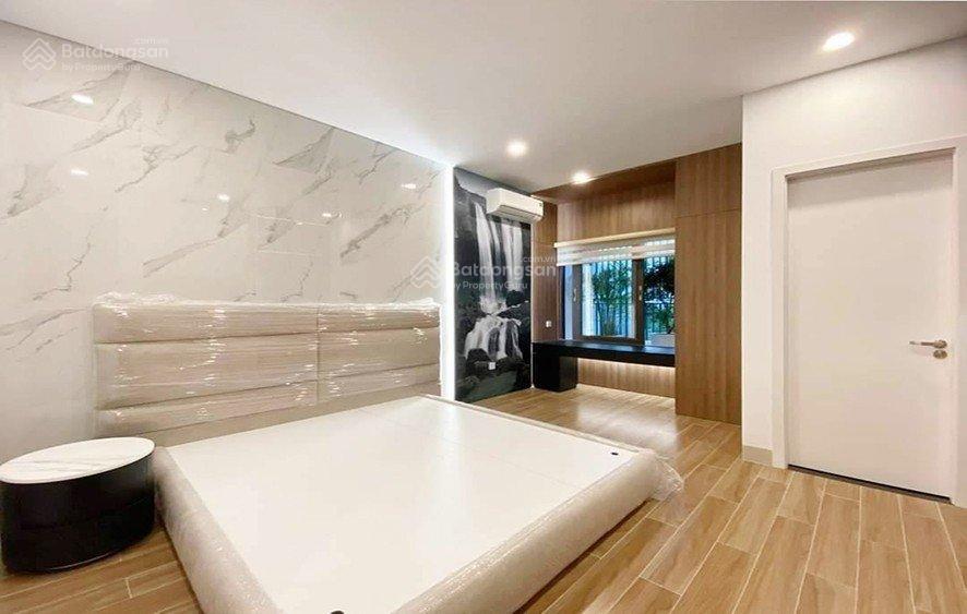 Cho thuê nhà hẻm xe tải 339/nguyễn đình chiểu, quận 3  hẻm thông ra võ văn tần