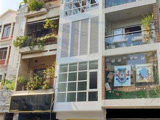 Cho thuê nhà xe hơi đậu trước , có bãi đậu xe oto, nhà mới dọn vào sử dụng ngay.