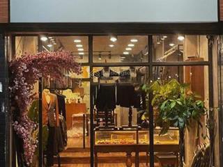 Cho thuê mặt bằng bùi thị xuân, quận 1 lối đi riêng, sàn gỗ cao cấp