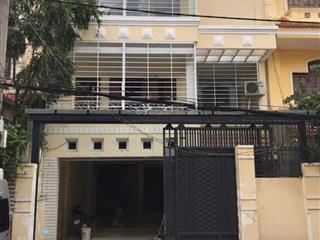 Cần cho thuê villa ngang 7 nguyễn văn thương p25 bình thạnh