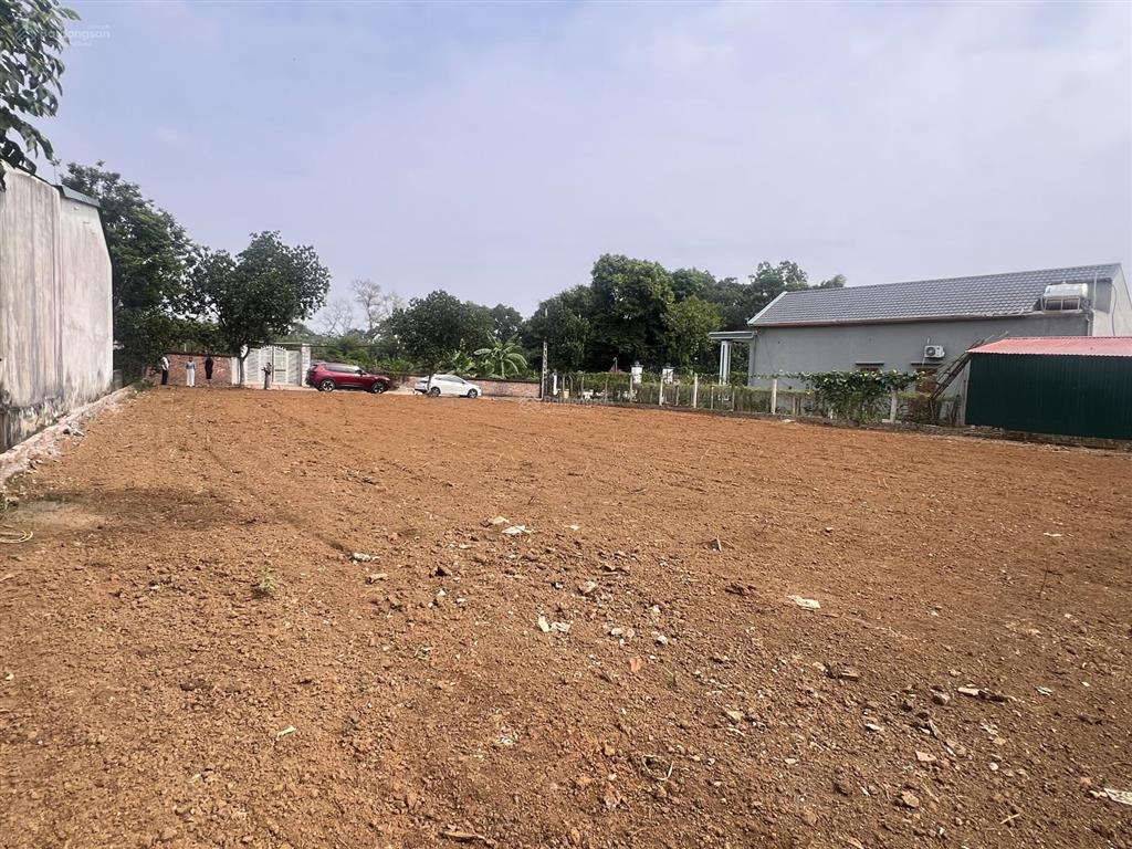 Cc cần bán 1400m2 đất tại kim sơn, 1000m2 đất ở, mặt tiền dài tít tắp giá siêu tốt