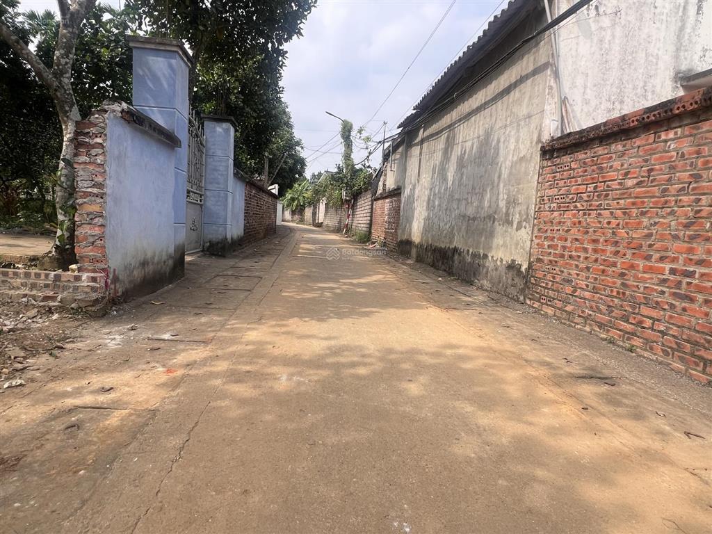 Cc cần bán 1400m2 đất tại kim sơn, 1000m2 đất ở, mặt tiền dài tít tắp giá siêu tốt