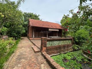 Bán nhà vườn mặt tiền 7m5 , view sông cái , nhà gỗ 3 gian phong cách cổ điển