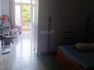 Bán gấp nhà mặt phố núi thành, 24 tỷ, 202m2, 6pn, 4wc, pháp lý đầy đủ