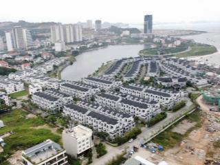 Bán nhà liền kề grand bay town house. hướng đông nam đã hoàn thiện full nội thất giá siêu rẻ