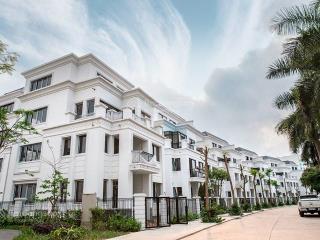 Bán căn biệt thự song lập pearl villas dt 180m2 căn thô chủ nhân thoả sức sáng tạo theo ý pl sổ đỏ