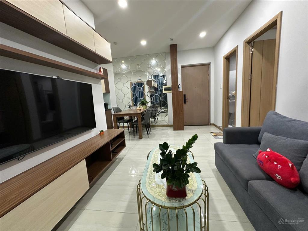 Cần bán căn góc bcons bee 2pn2wc full nội thất view cực đẹp 1ty950 bao thuế phí sang tên sổ