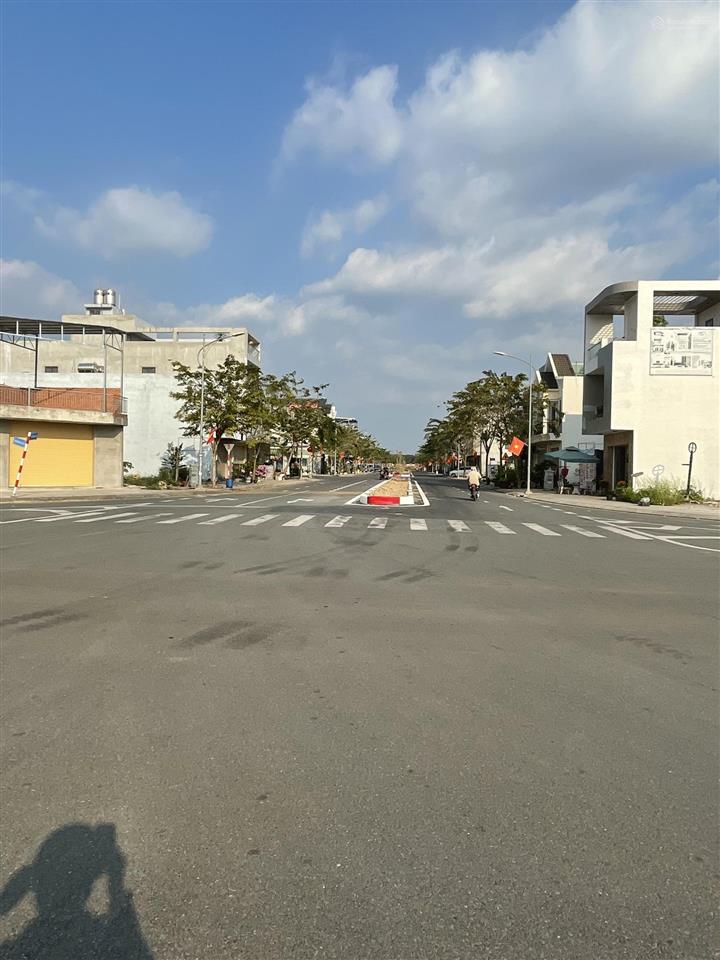 Chủ gửi bán 125m2 (shr) khu tđc lộc an giá đầu tư