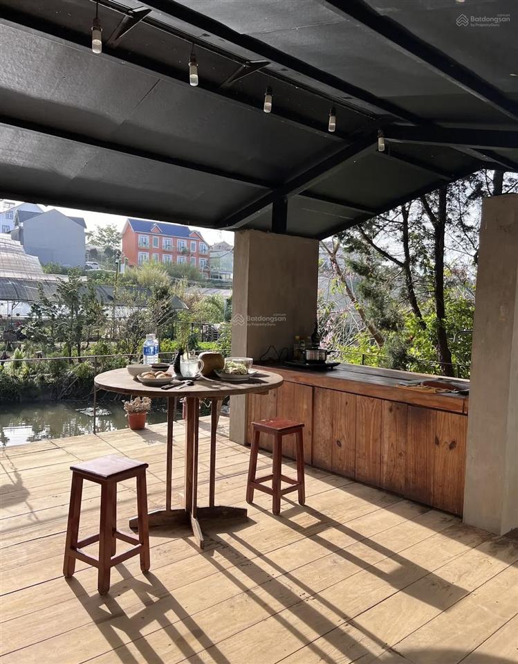 Bán lỗ giảm 50% căn nhà có sân vườn hồ bơi yên tĩnh  đà lạt