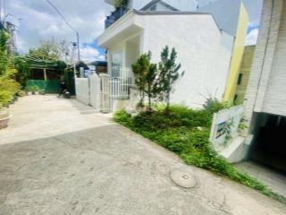 Ngộp bán nữa giá để đi nước ngoài lô phường 4, đà lạt, ngang 10m, sổ riêng  0901 844 ***