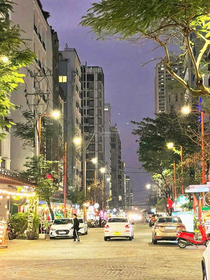 Chủ thiện chí bán tòa căn hộ 4 tầng an thượng 38  nội thất cao cấp sổ đã hoàn công , mới xây dựng