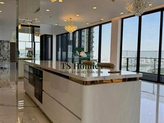 Sống sang cùng căn penthouse 347m² 4pn, full nt view sông chỉ từ 209 triệu/tháng