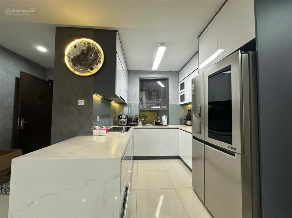 Căn hộ 2pn 96m2 view sông, suất spa cực hiếm. tầng cao đón gió. giá 9,15tỷ allin. the sun avenue