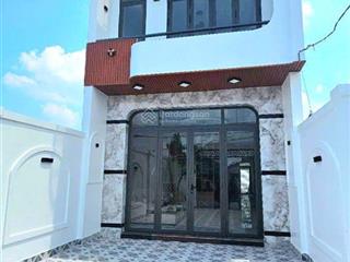 Chủ kẹt vốn cần ra gấp căn nhà giá rẻ vừa mới xây xong. thích hợp cho ac mua ở hoặc kinh doanh