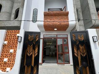 Chủ kẹt vốn cần ra gấp căn nhà giá rẻ vừa mới xây xong. thích hợp cho ac mua ở hoặc kinh doanh