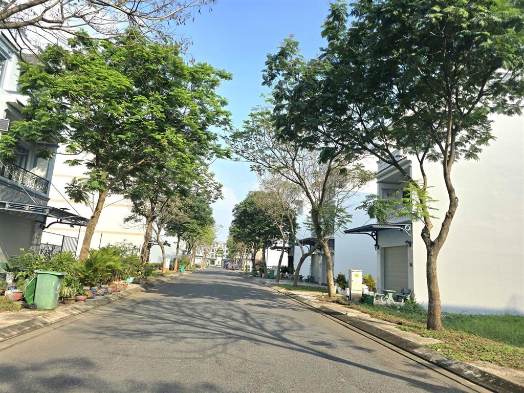 Bán đất ngộp khu đô thị five star . cần bán nhanh để trả bank. đất sổ hồng riêng công chứng ngay