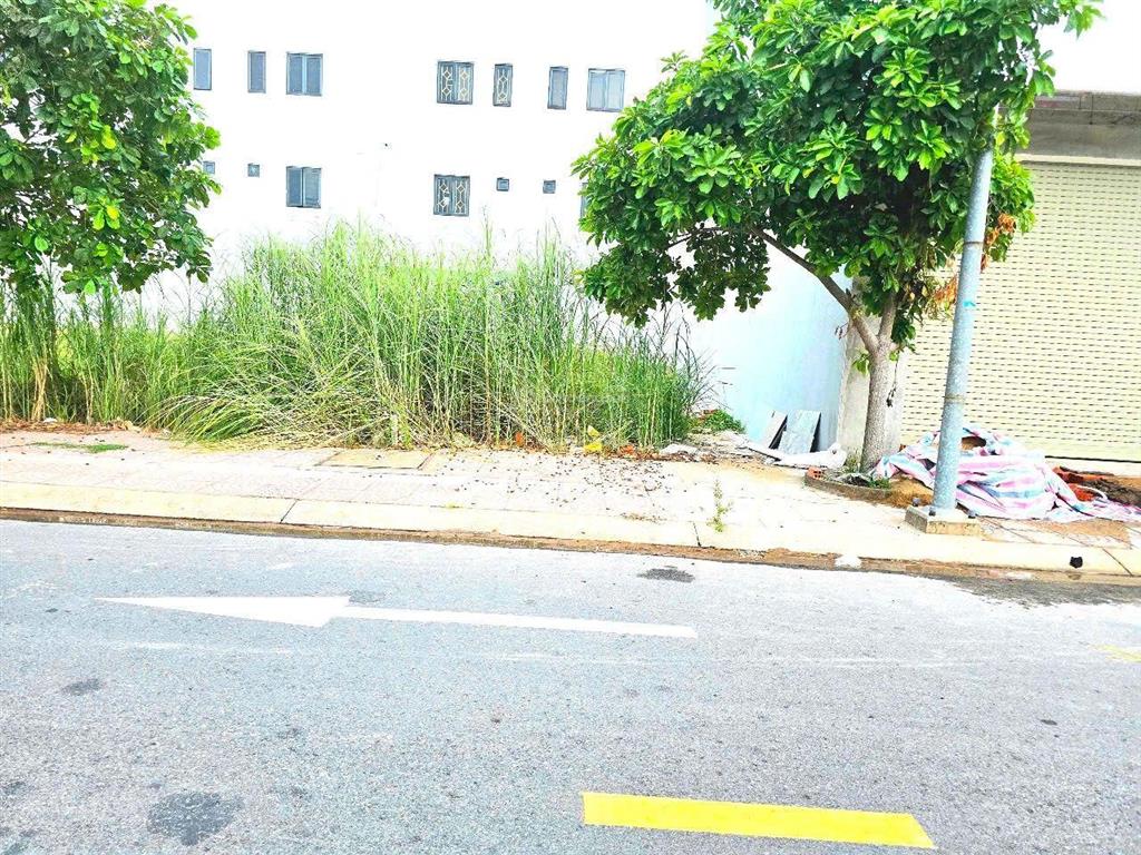 Chủ ngộp cần bán gấp lô đất view trường học cưc đẹp. tại khu đô thị the sol, shr, sang tên ngay