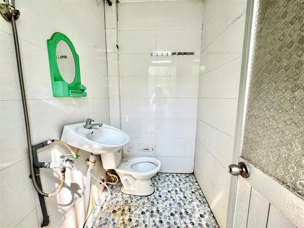 Bán nhà cấp 4 gấp . chủ keth bank bán rẻ lại căn nhà giá rẻ nhất khu vực. cho thuê được ngay