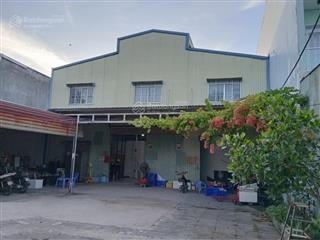 Cần bán nền biệt thự 550 m2  trung tâm tp cần thơ  tặng nhà kho cho thuê 24 triệu/t