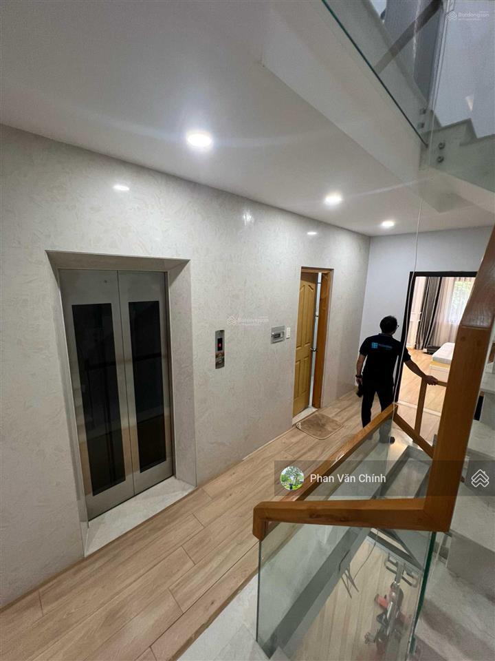 Duy nhất nhà vạn phúc (5x22) hoàn thiện thang máy, sổ hồng riêng đường 20m giá 19,6 tỉ tl