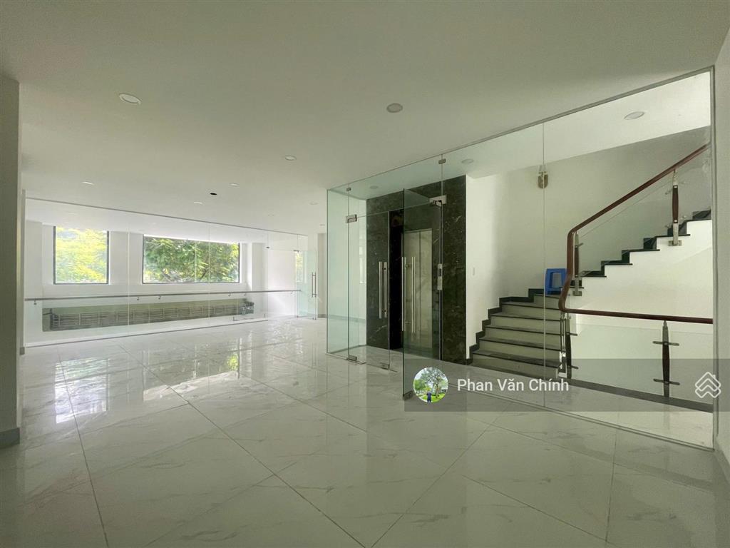 Bán nhà 6 tầng mặt tiền (7x20m) nguyễn thị nhung, hoàn thiện văn phòng, sổ hồng riêng giá 38 tỷ tl