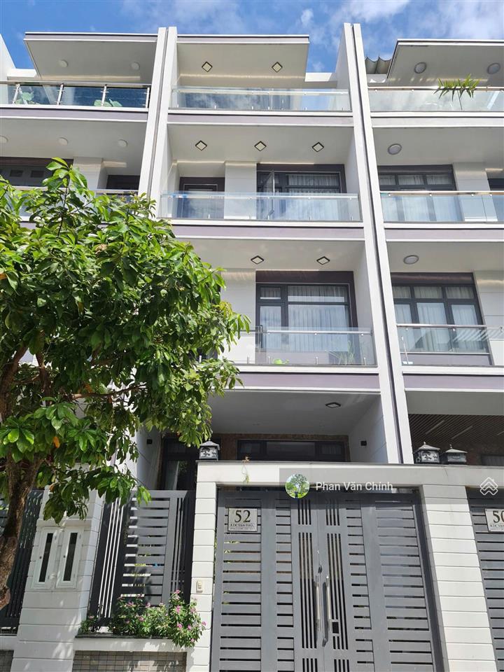 Cho thuê văn phòng tầng trệt (5x21m) kđt vạn phúc, có hầm để xe, lối đi riêng. giá 10 triệu tl