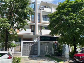 Duy nhất căn nhà vạn phúc hoàn thiện nội thất có thang máy, shr giá 18,5 tỷ