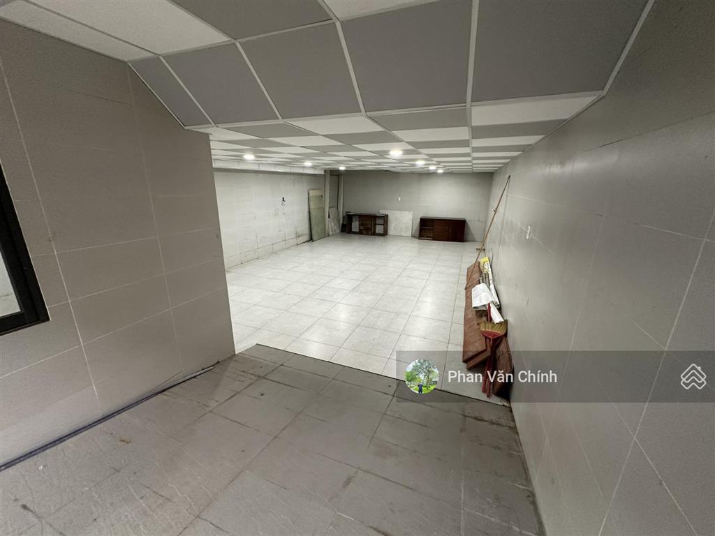 Bán nhà vạn phúc ngay lối thông hành, hoàn thiện cao cấp có thang máy giá 22,5 tỷ