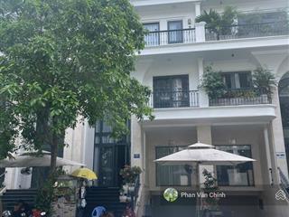 Bán nhà vạn phúc, thủ đức (7x20m) hoàn thiện nội thất cao cấp, pháp lý sổ hồng giá 31 tỷ